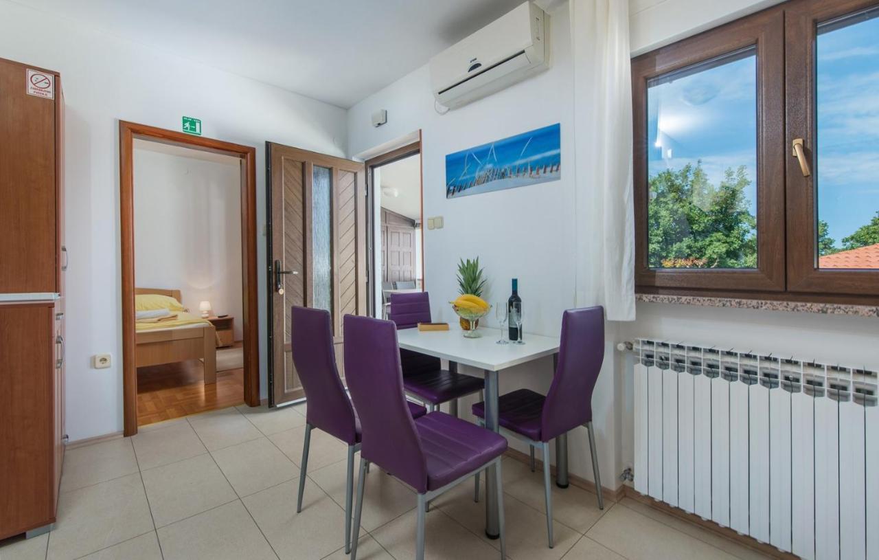 Villa Anita With Common Pool Vrvari Εξωτερικό φωτογραφία
