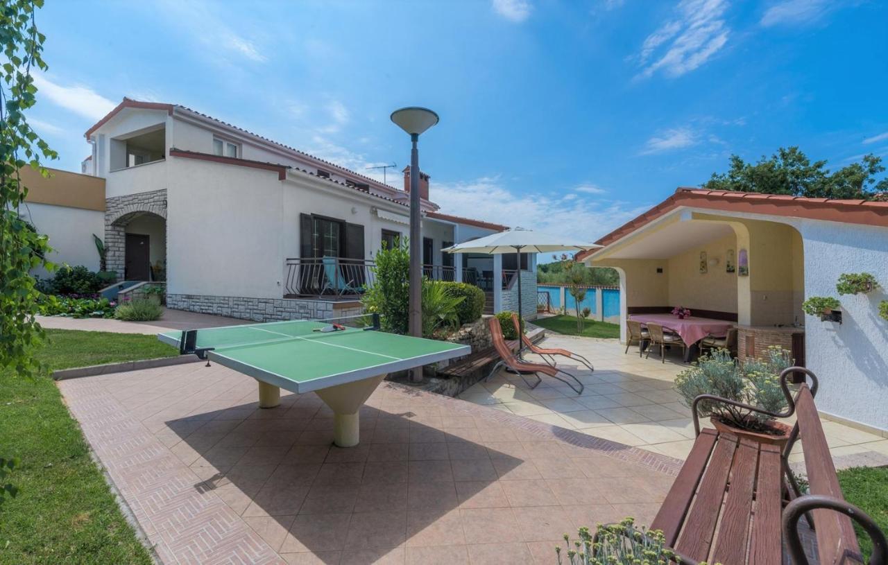 Villa Anita With Common Pool Vrvari Εξωτερικό φωτογραφία
