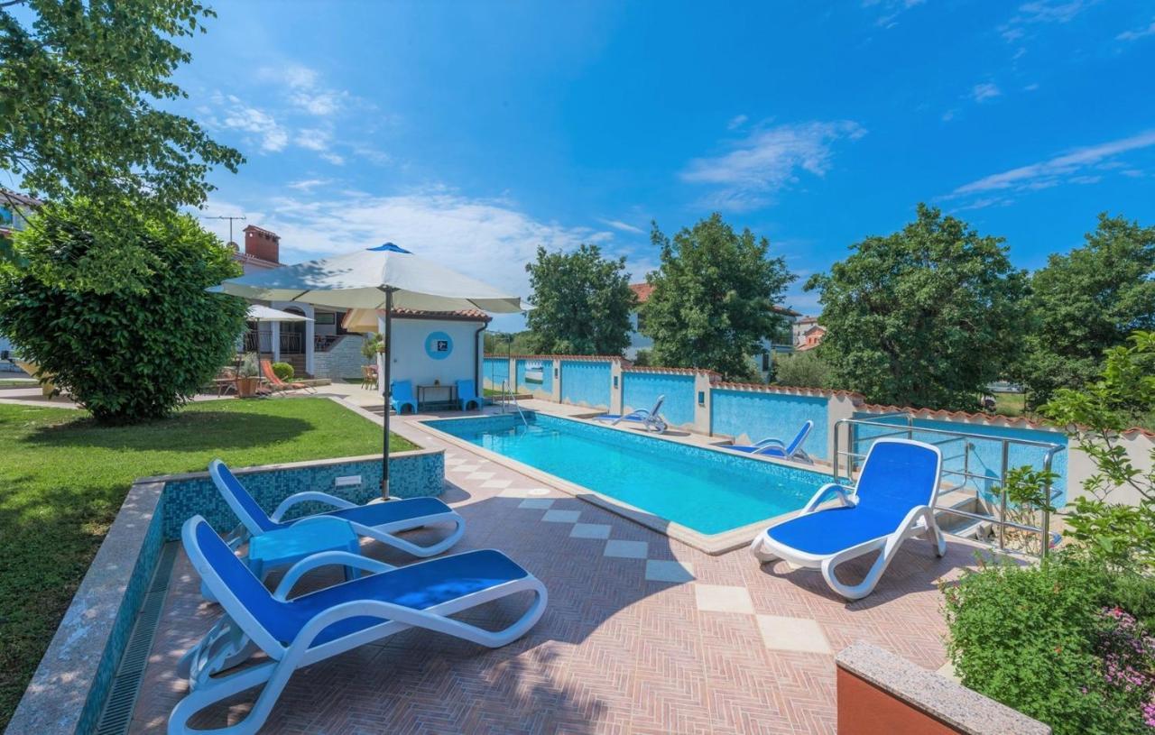 Villa Anita With Common Pool Vrvari Εξωτερικό φωτογραφία
